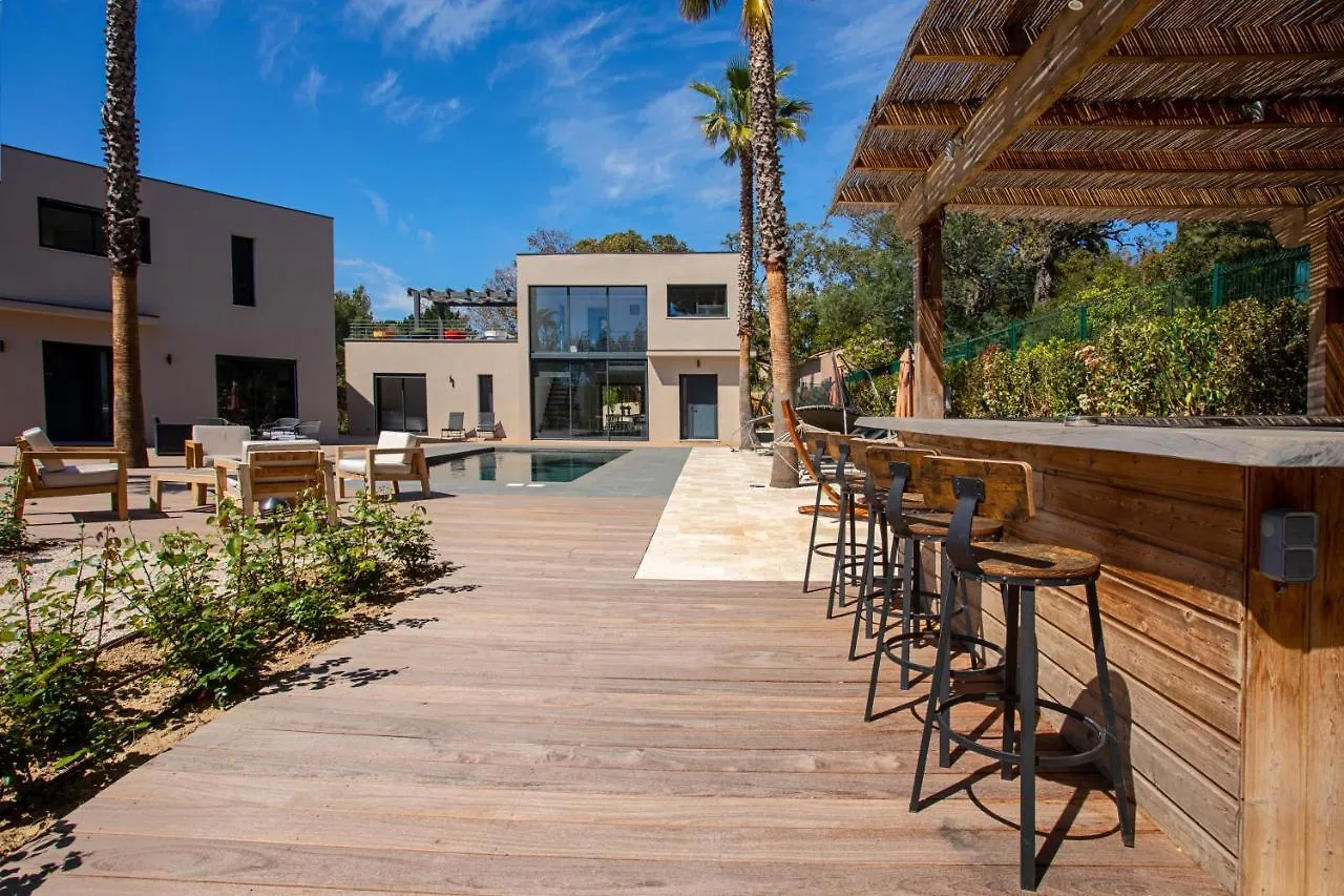 Villa Ryx Avec Piscine Grimaud Frankreich