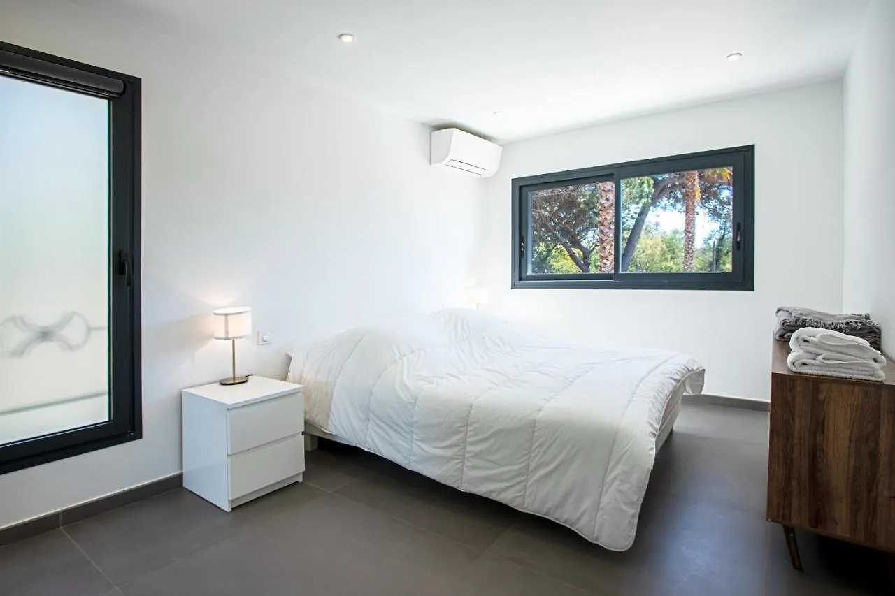 Villa Ryx Avec Piscine 格里莫 法国