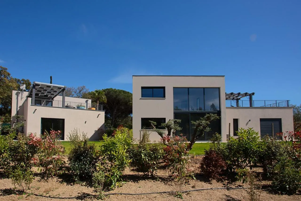 Villa Ryx Avec Piscine Grimaud